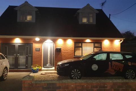 4a Heol Panteg, Burry Port, SA16 0YH