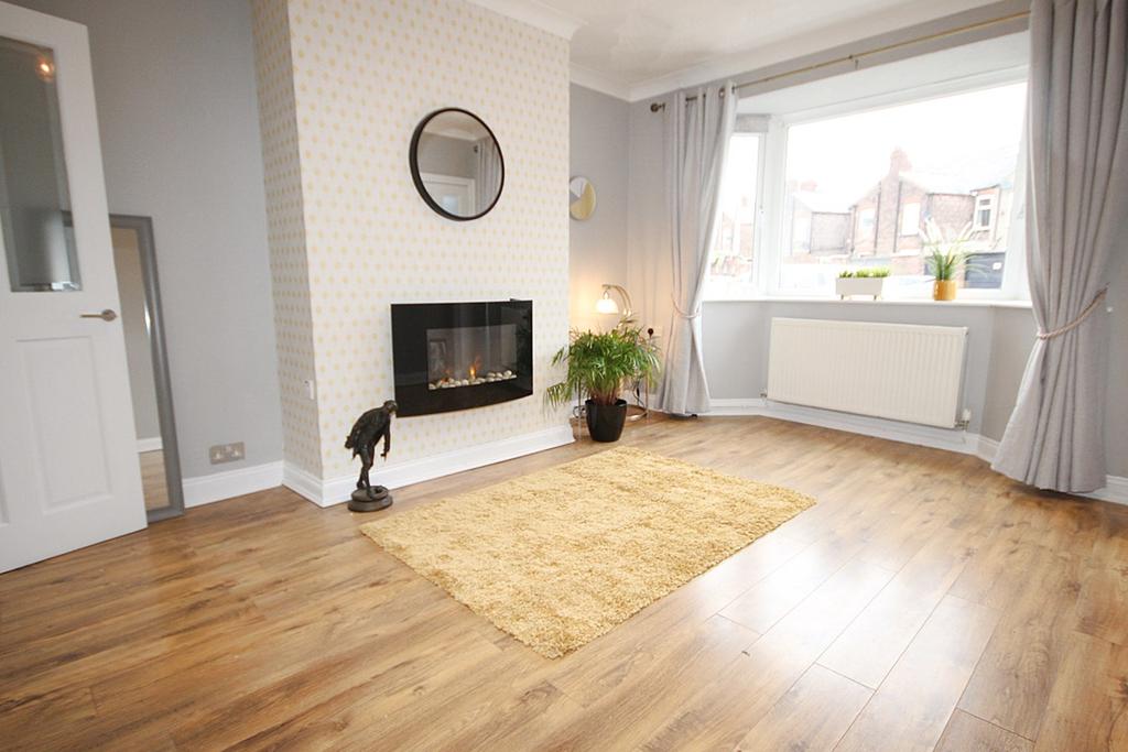Venns Road, Warrington, WA2 2 bed end of terrace house £825 pcm (£190 pw)