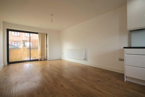 undefined, Beech Oak Court, Snakes Lane East