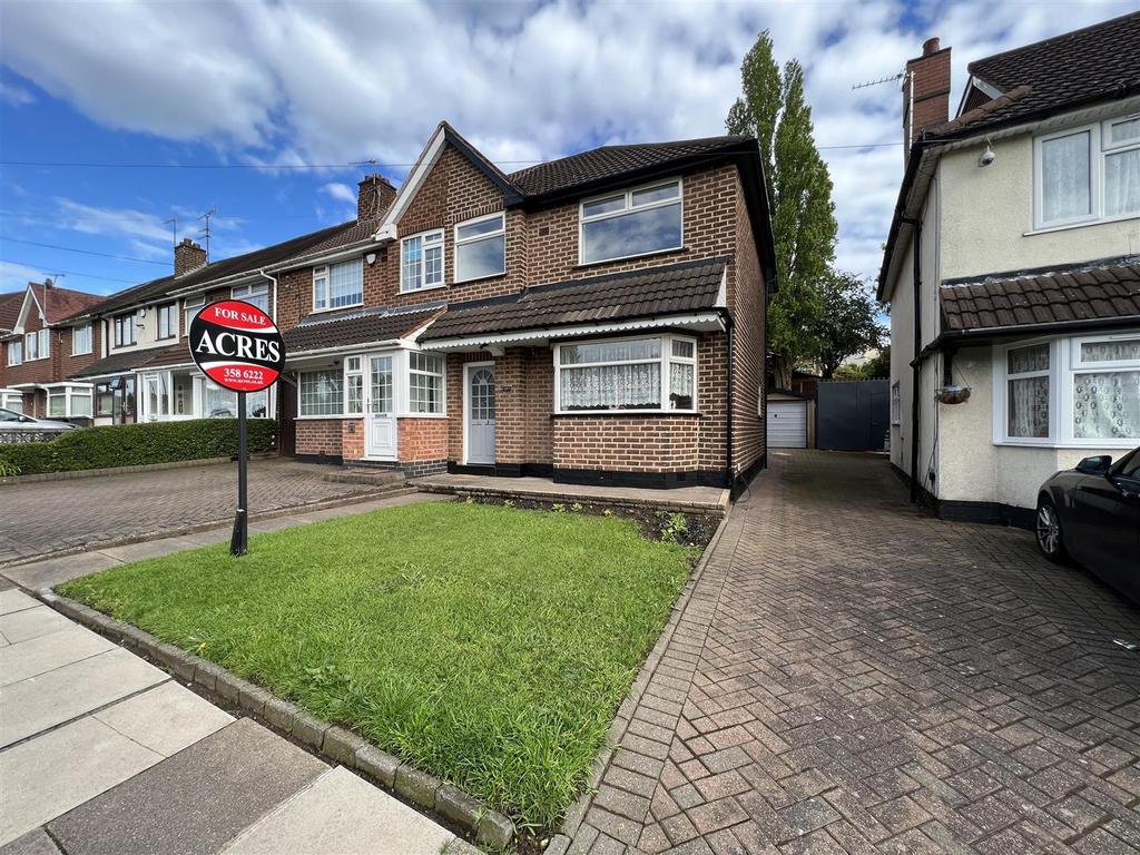 Queslett Road, Great Barr, Birmingham 3 bed end of terrace house for
