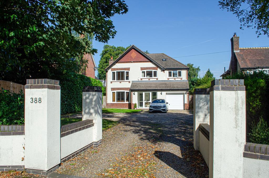 Chester Road, Hartford, Northwich, CW8 5 bed detached house £3,000