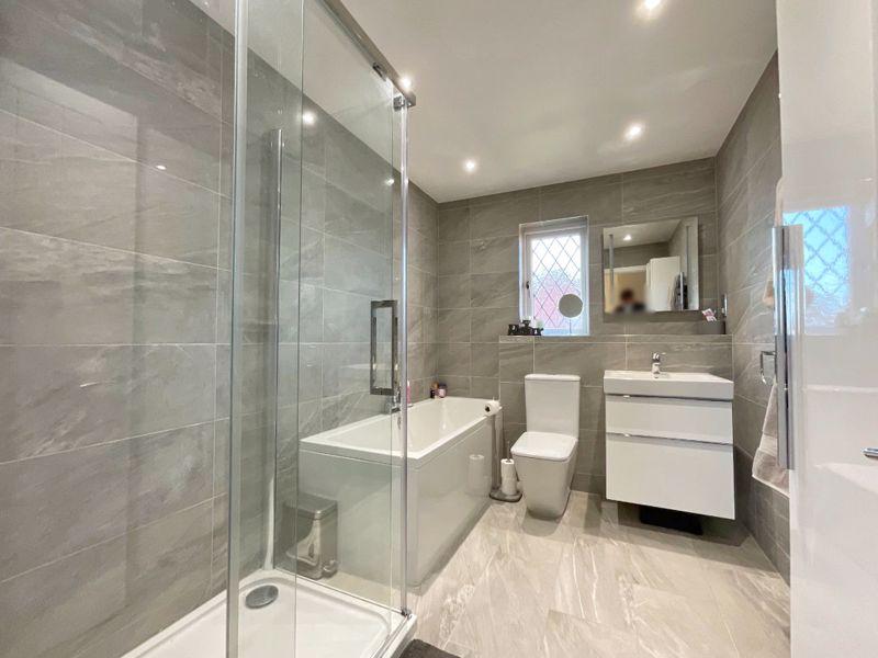 Oakhurst Drive, Wistaston, Cheshire 4 bed detached house for sale £