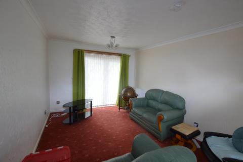 3 bedroom end of terrace house to rent, Hawthorn Crescent, Hill of Beath, KY4