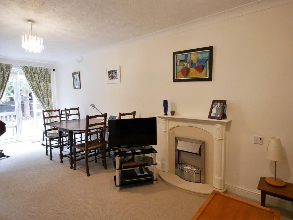 Plymouth Road, Penarth 1 bed retirement property £129,950