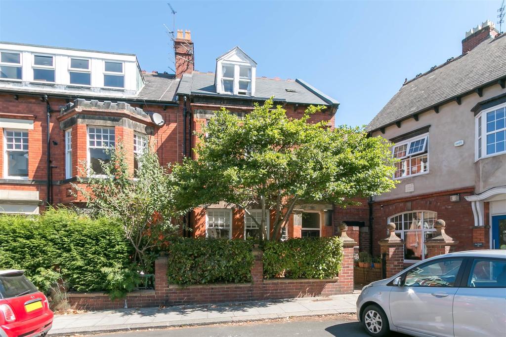Tankerville Place, Jesmond, Newcastle upon Tyne 2 bed flat £1,200 pcm