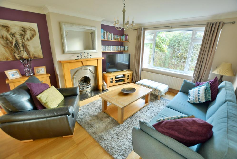 Chichester Walk, Merley, Wimborne, Dorset, BH21 1ST 3 bed semidetached
