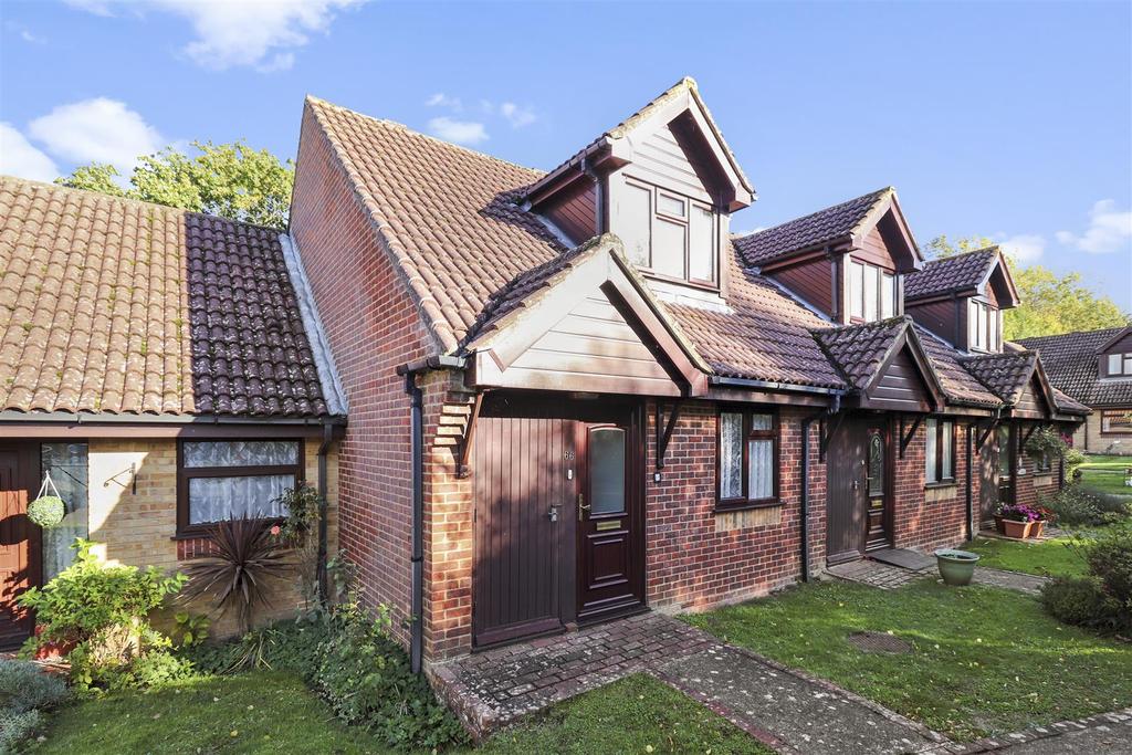 The Cedars, Hailsham 2 bed terraced house £260,000