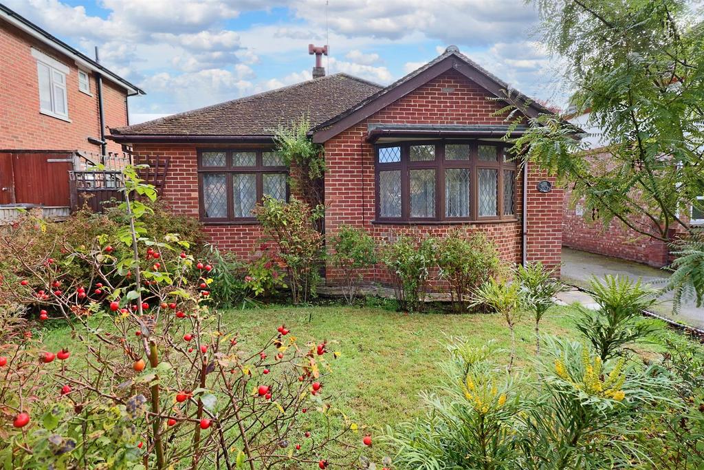 Princes Walk, Lowestoft 2 bed detached bungalow £375,000
