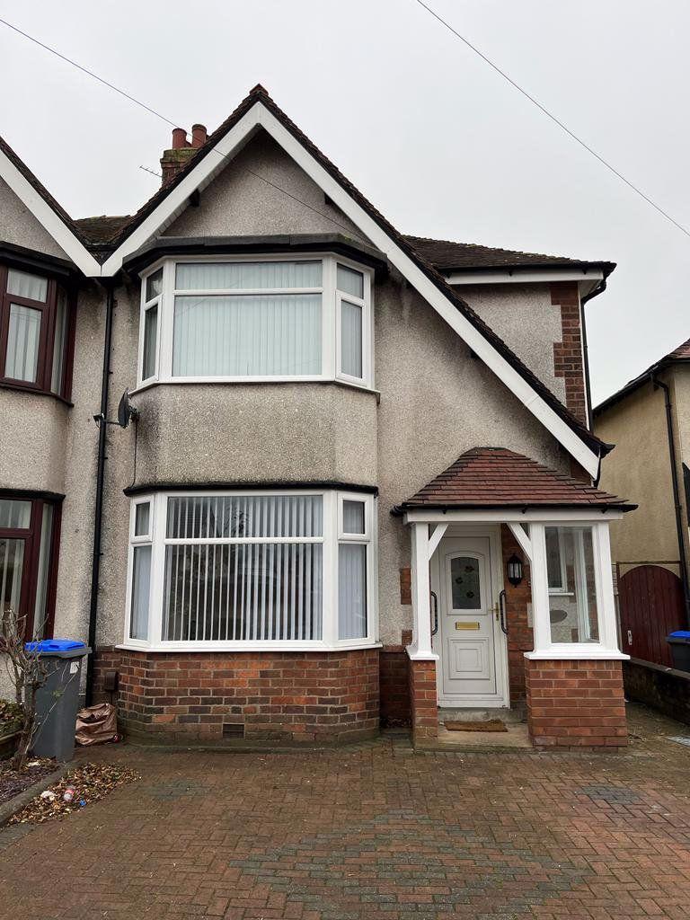 Bispham Road, Blackpool, Lancashire 3 bed semidetached house £825