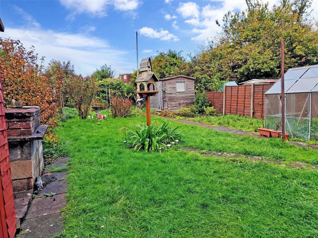 Boundary Way, Havant, Hampshire 3 bed semidetached house £275,000