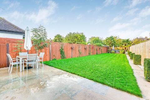 52 Ancaster Crescent, New Malden, KT3 6BE