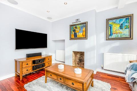 52 Ancaster Crescent, New Malden, KT3 6BE