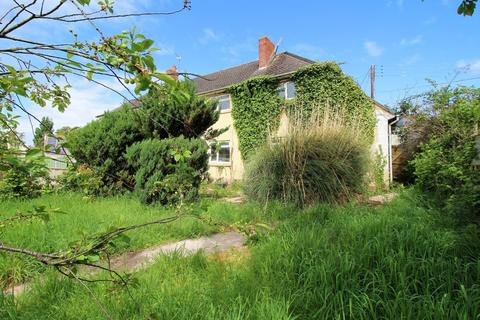 3 bedroom property with land for sale - Semi detached house with building plot on the fringes of Congresbury