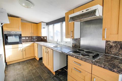 12a Aled Gardens, Kinmel Bay, Rhyl, LL18 5NG