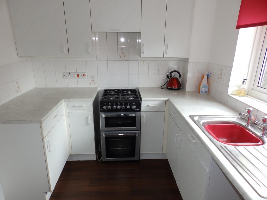 Prince Rupert Way, Heathfield, TQ12 6SY 2 bed terraced house to rent