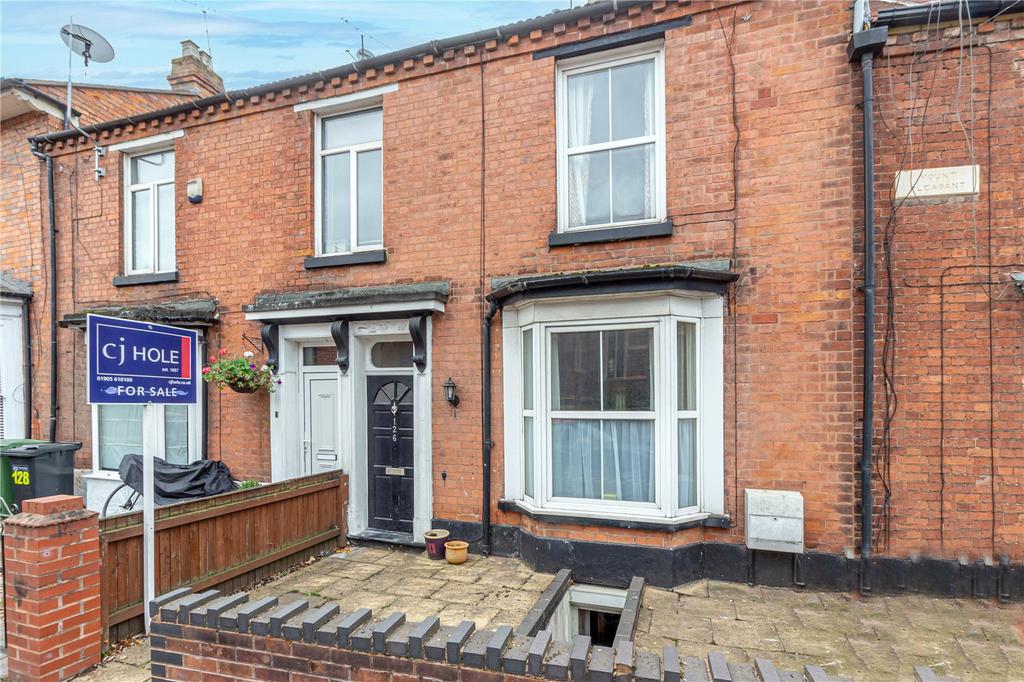 London Road, Worcester... 4 bed terraced house £250,000
