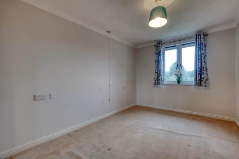 1 bedroom flat for sale - Beeches Court, Ashill Road, Rednal, Birmingham, B45 9YB