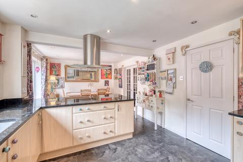 23 Oaklands Way, Birmingham, B31 5EA