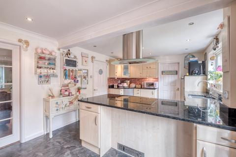23 Oaklands Way, Birmingham, B31 5EA