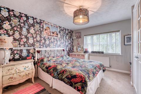23 Oaklands Way, Birmingham, B31 5EA