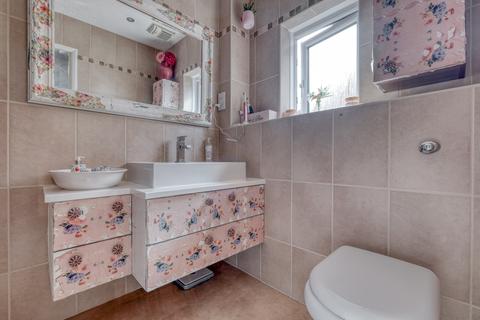 23 Oaklands Way, Birmingham, B31 5EA