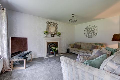 8 Barnard Close, Rednal, Birmingham, B45 9SZ