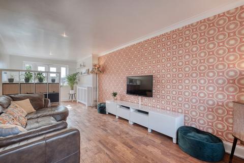 3 bedroom terraced house for sale, Long Mynd Road, Bournville Village Trust, Birmingham, B31 1HJ