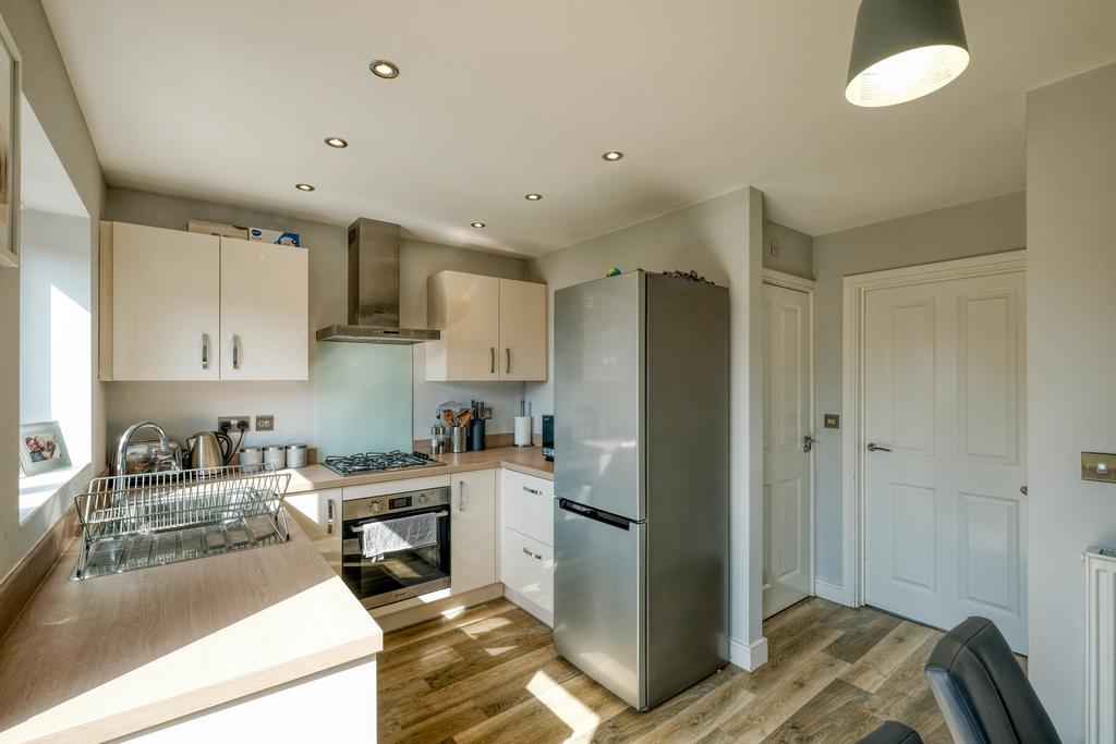 Lower Beeches Road, Northfield, Bromsgrove, B31 5JA 2 bed terraced