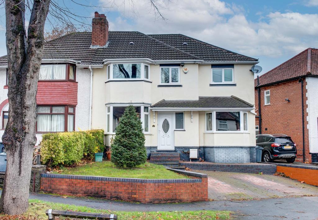 Moorpark Road, Northfield, Birmingham B31 4HD 5 bed semidetached house