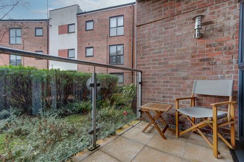 Apartment 2, 2 Frogmill Road, Birmingham, B31 5GB