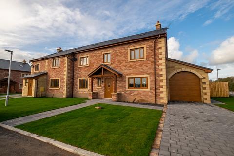 5 bedroom semi-detached house for sale, 7 The Chaltons, Freckleton, Lancs PR4 1LG