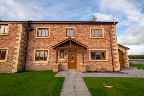 5 bedroom semi-detached house for sale, 7 The Chaltons, Freckleton, Lancs PR4 1LG