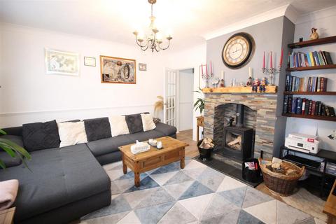 2 Ampleforth Way, Darlington, DL3 9SG