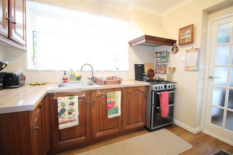 2 Ampleforth Way, Darlington, DL3 9SG