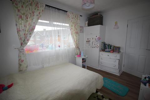 2 Ampleforth Way, Darlington, DL3 9SG