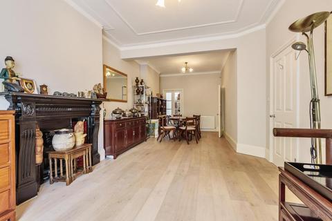 184 Mantilla Road, Balham, London, SW17 8DU