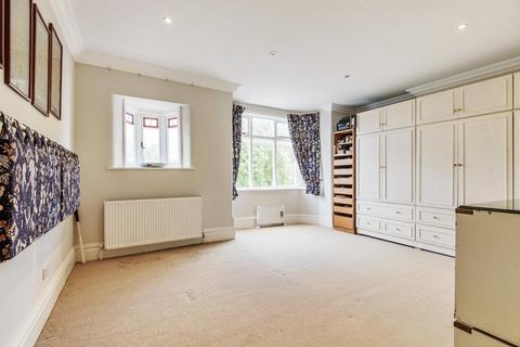 184 Mantilla Road, Balham, London, SW17 8DU