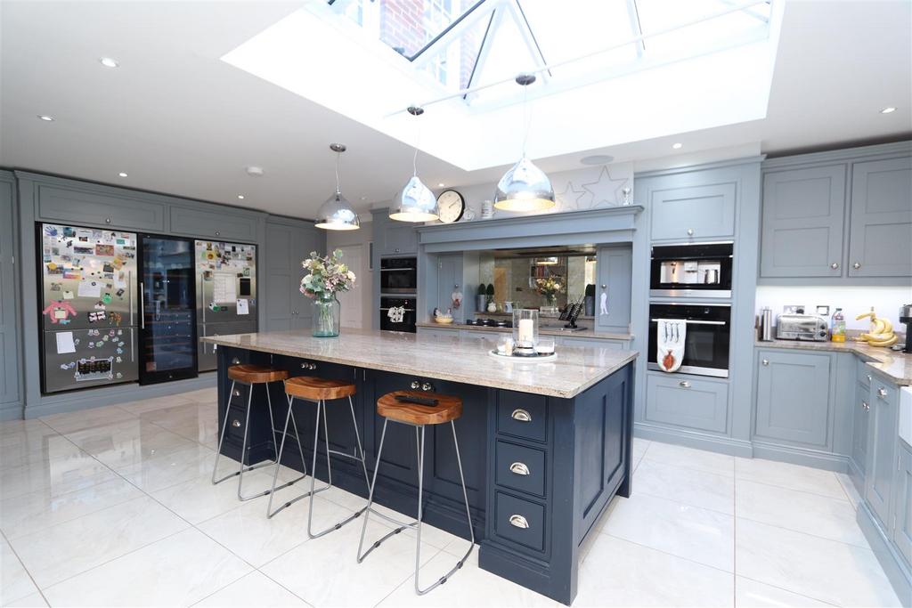 Kitchen/Family Room