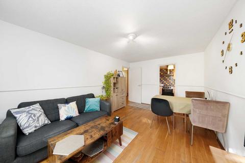 1 bedroom flat for sale, Thornhill Road, Leyton E10 5LZ