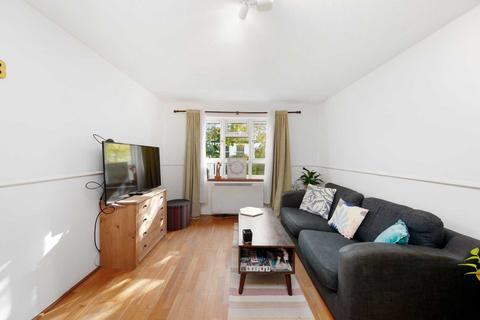 1 bedroom flat for sale, Thornhill Road, Leyton E10 5LZ