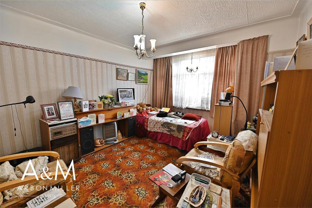 Baron Gardens, Barkingside 3 bed terraced house £500,000