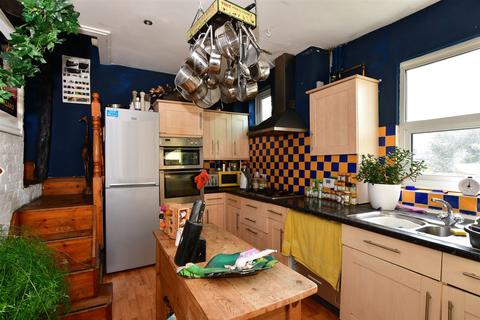 22 Upper Luton Road, Chatham, ME5 7BG