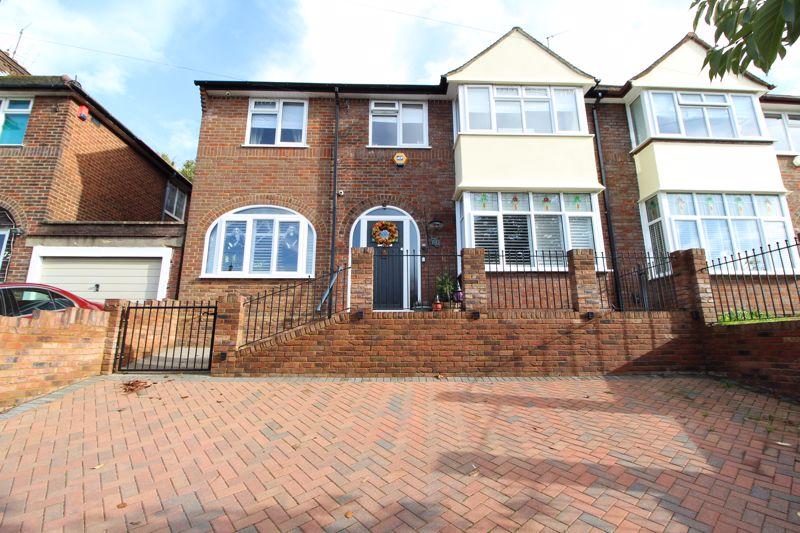 Wardown Crescent, Luton 5 bed semidetached house for sale £650,000