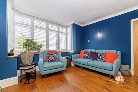 70 Wardown Crescent, Luton, LU2 7JT