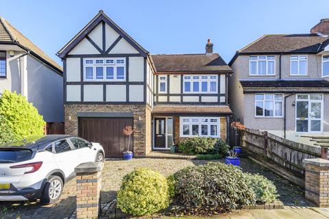 13a Oakdene Avenue, Chislehurst, BR7 6DY