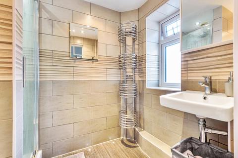 13a Oakdene Avenue, Chislehurst, BR7 6DY