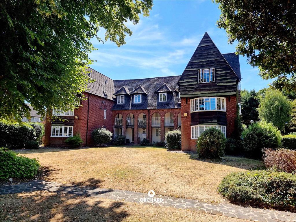 Heath House, 31 Milton Road, Ickenham, UB10 1 bed apartment £1,100