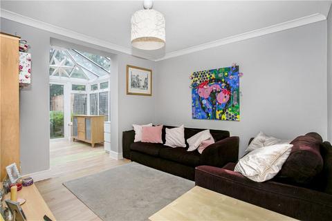 3 bedroom semi-detached house for sale - William Road, Guildford, Surrey, GU1