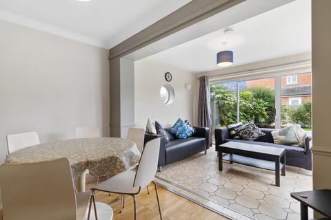 undefined, Wallcroft Close, Worcester WR2