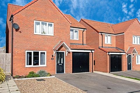 66 Snow Close, Holdingham, Sleaford, NG34 8YT